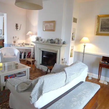 La Douceur Saumuroise Avec Petit Dejeuner 3*