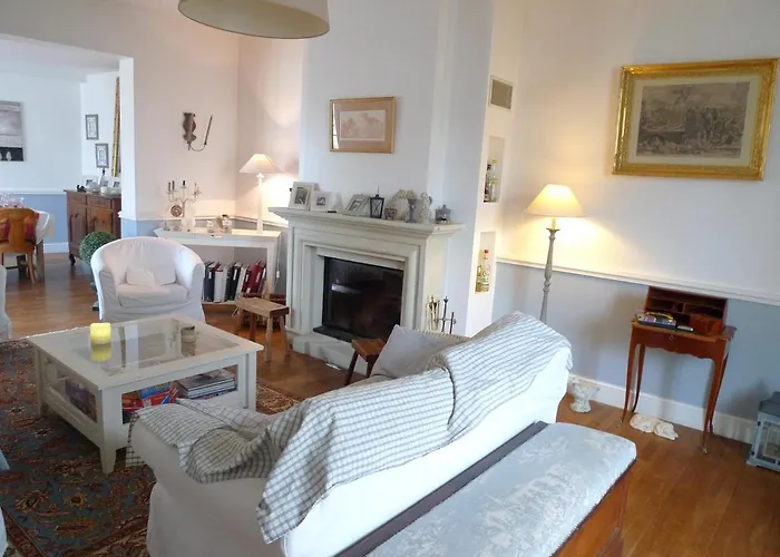 La Douceur Saumuroise Avec Petit Déjeuner 3*