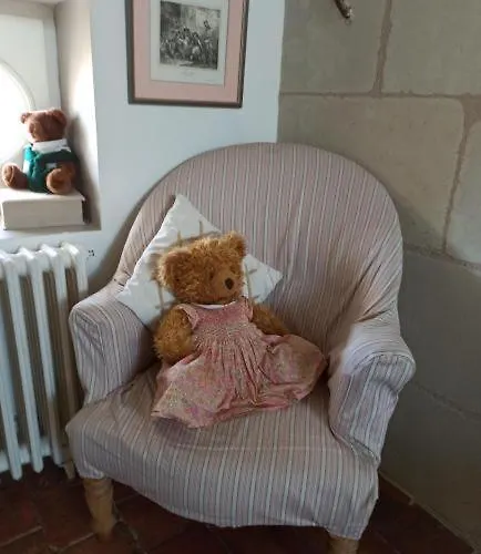 La Douceur Saumuroise Avec Petit Déjeuner Couette-café 3*